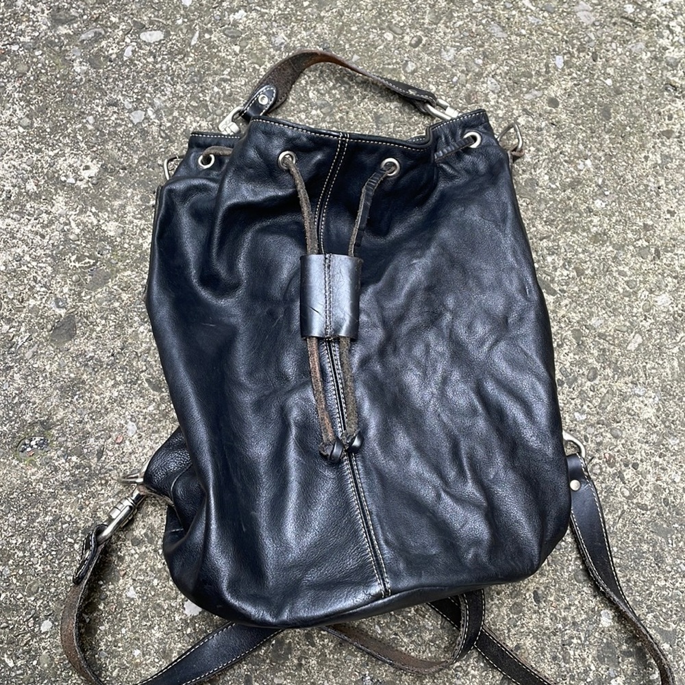 Vintage convertible bucket bag